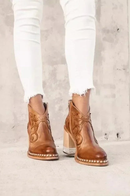 Durable and Supportive Orthopedic Boots