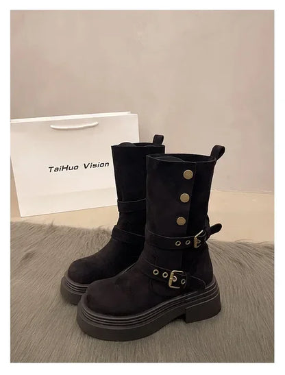 Tailored and Comfortable Orthopedic Boots