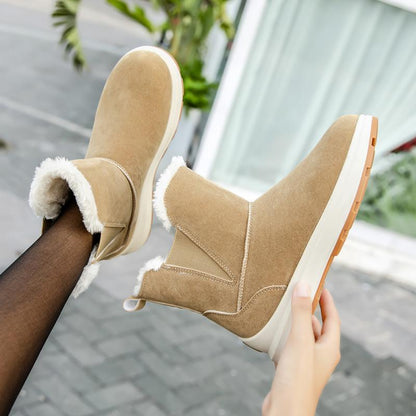 LM and supportive orthopaedic general boots