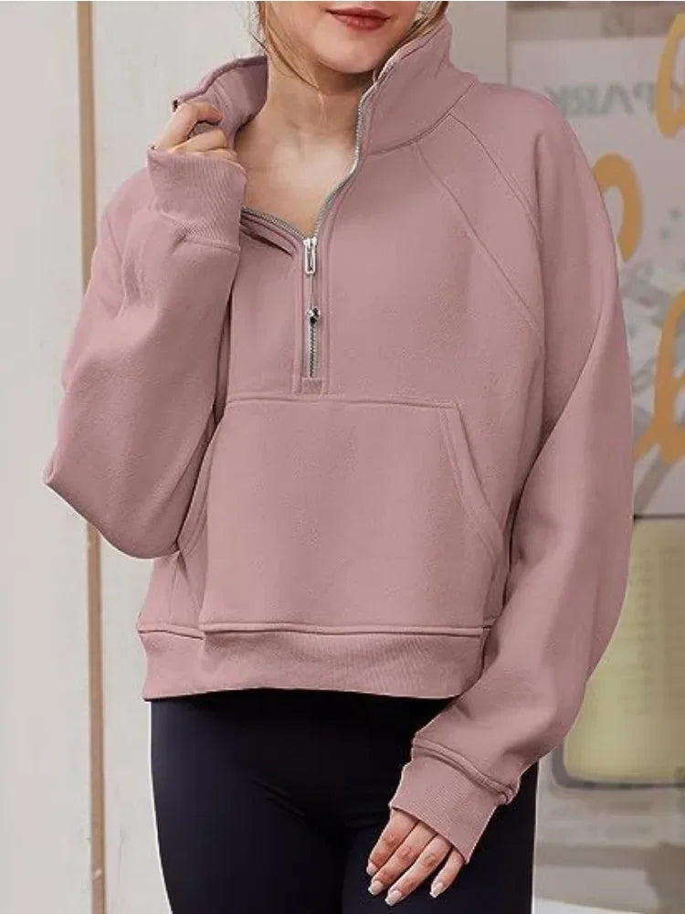 LM | Uncomplicated and trendy winter sweater