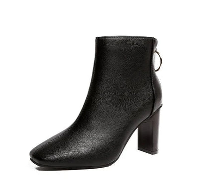 Versatile and Supportive Orthopedic Boots