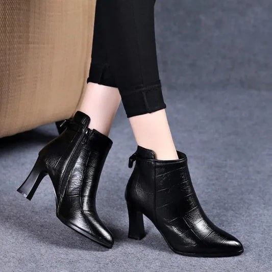 Durable and Supportive Orthopedic Boots