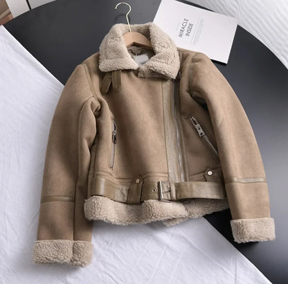 LM | Relaxed and timeless jacket