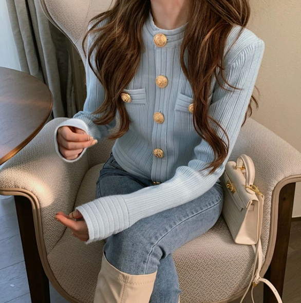LM | Modern and comfortable winter sweater