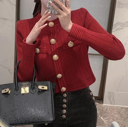 LM | Modern and comfortable winter sweater