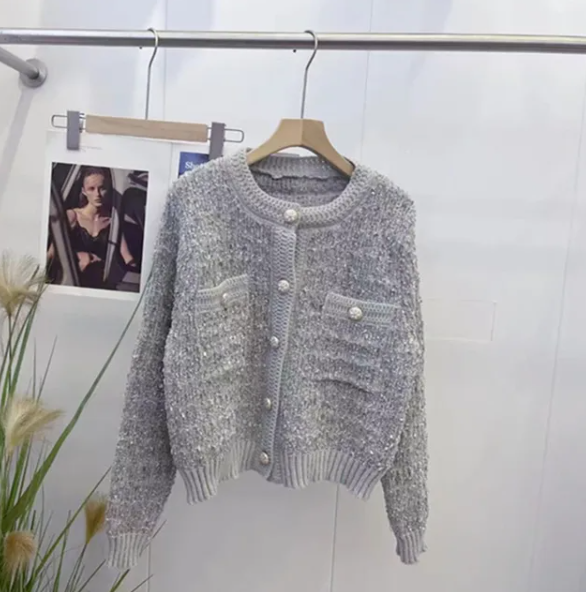 LM | Relaxed and timeless winter cardigan
