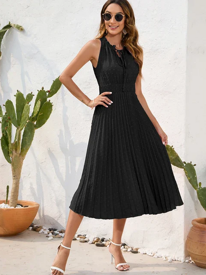 LM | Black pleated dress with halterneck