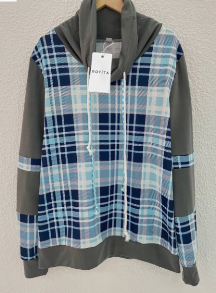 LM | Simple and stylish hoodie