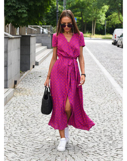 LM | Elegant dress with V-neck