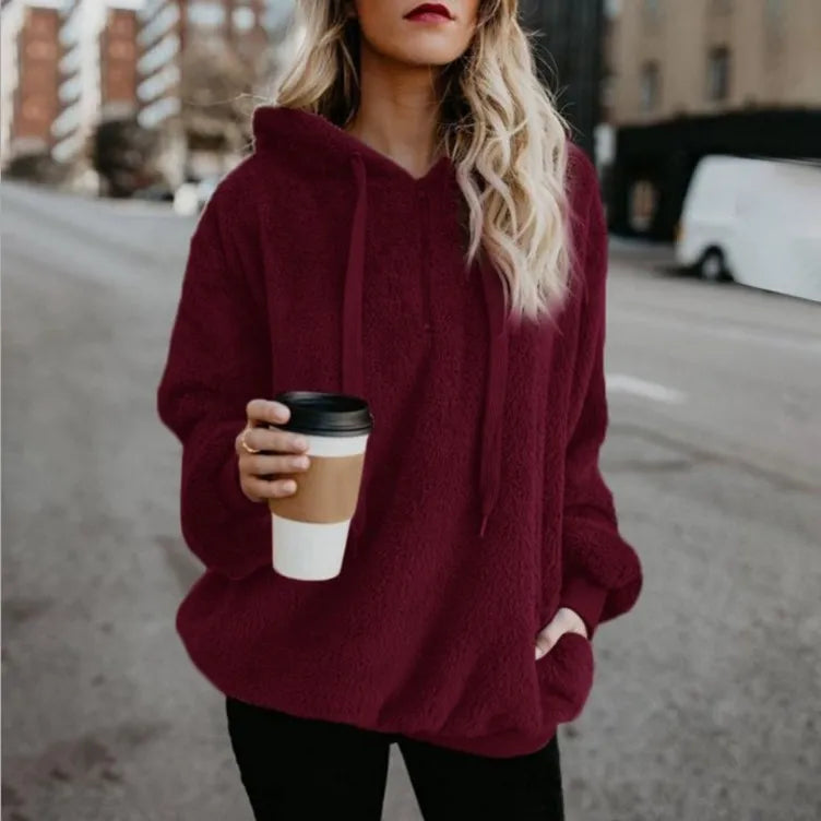 LM | Uncomplicated and trendy winter hoodie