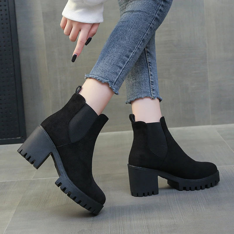 Durable and Supportive Orthopedic Boots