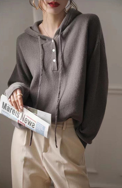 LM | Timeless and stylish winter sweater