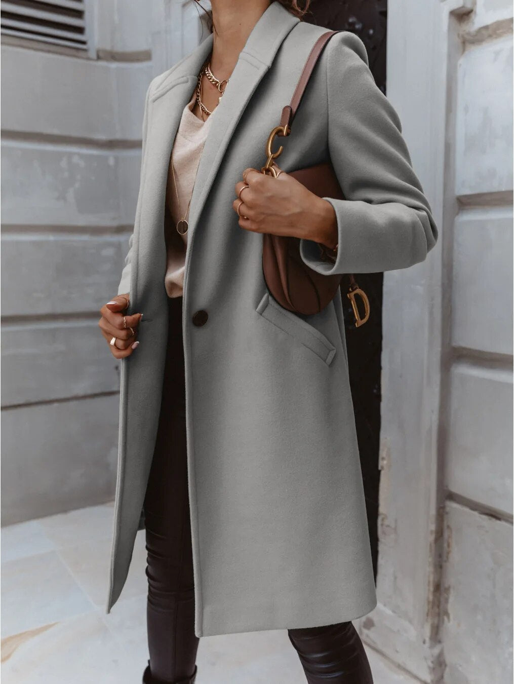 LM | Effortless and chic winter jacket