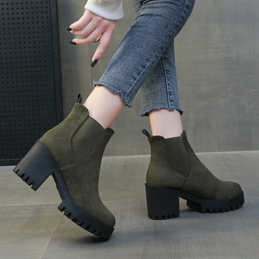 Durable and Supportive Orthopedic Boots