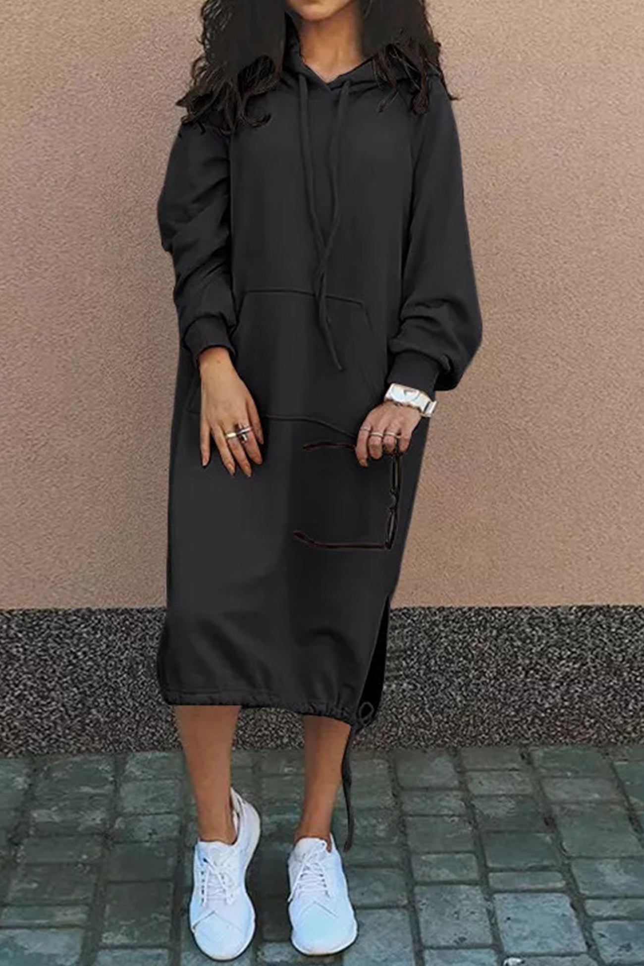 LM | Simple and stylish hoodie