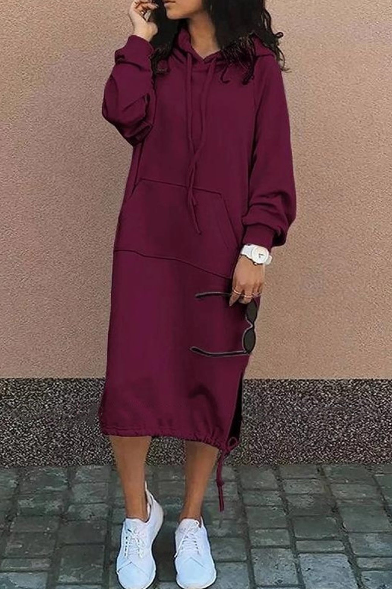 LM | Simple and stylish hoodie