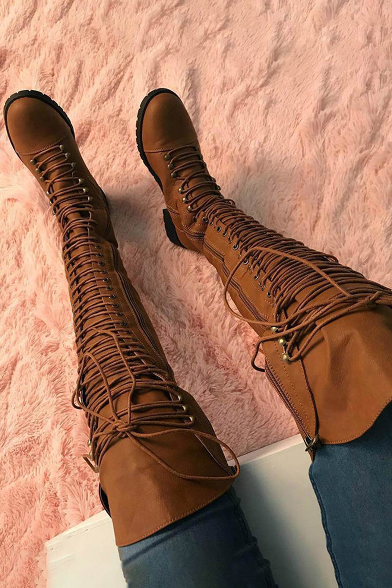 LM | Fashionable supportive orthopaedic boots