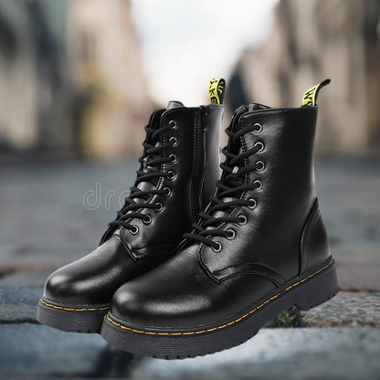 LM | Boots with chunky heel