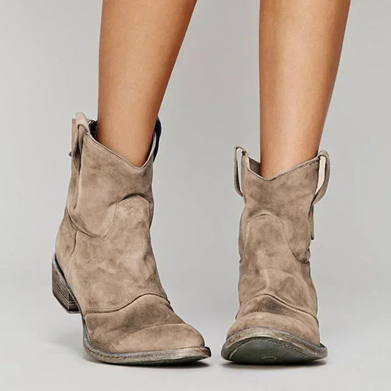 LM | Supportive and stylish orthopaedic summer boots