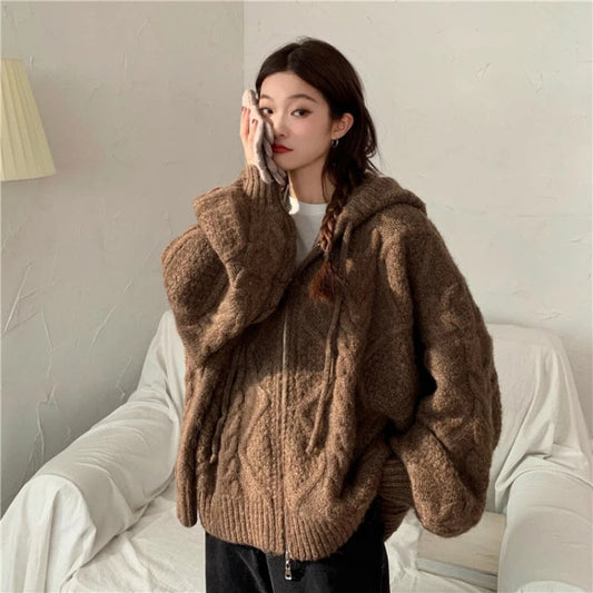 LM | Relaxed and timeless winter cardigan