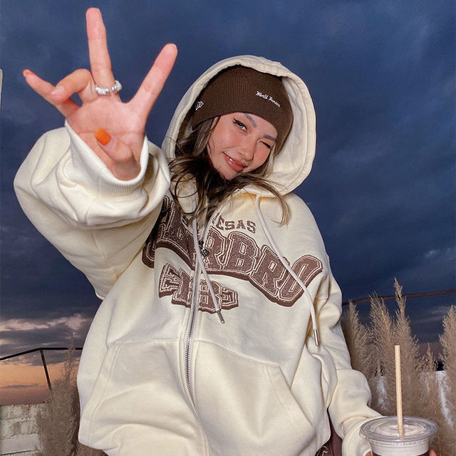 LM | Casual and comfortable winter hoodie