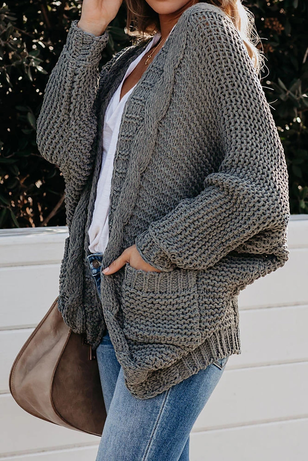 LM | Trendy and elegant winter cardigan
