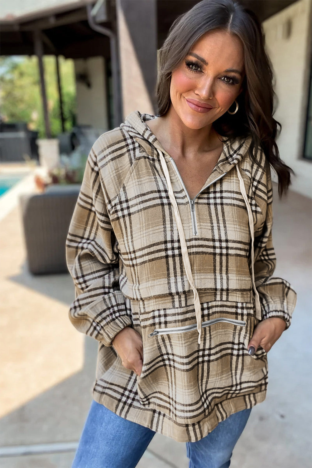 LM | Modern and versatile hoodie