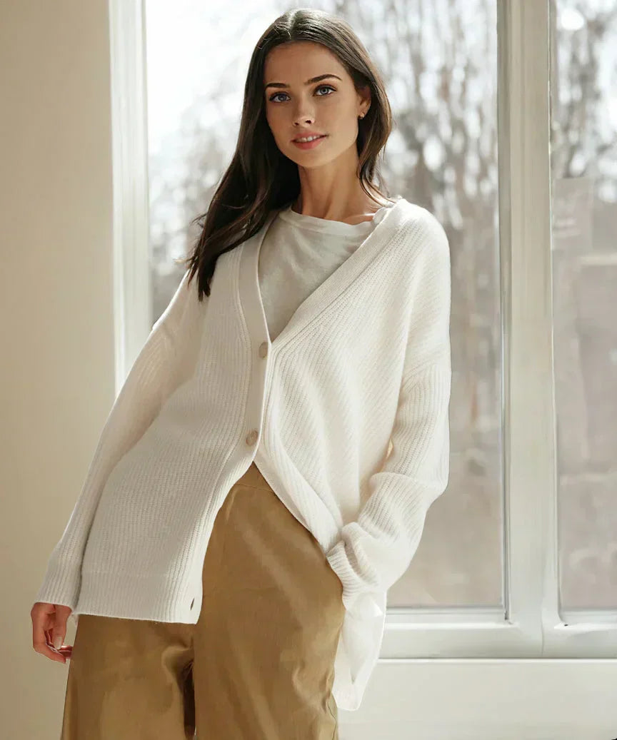 LM | Effortless and elegant winter cardigan