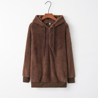 LM | Uncomplicated and trendy winter hoodie