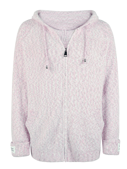 LM | Timeless and stylish winter sweater