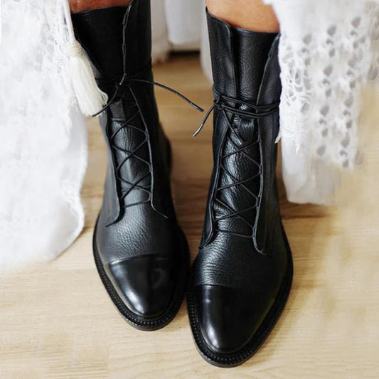 LM | Comfortable boots with pointed toe