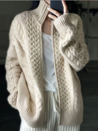 LM | Elegant and casual winter jacket