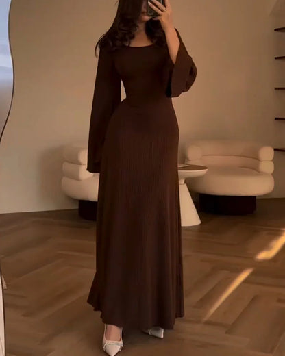 LM | Elegant long-sleeved dress