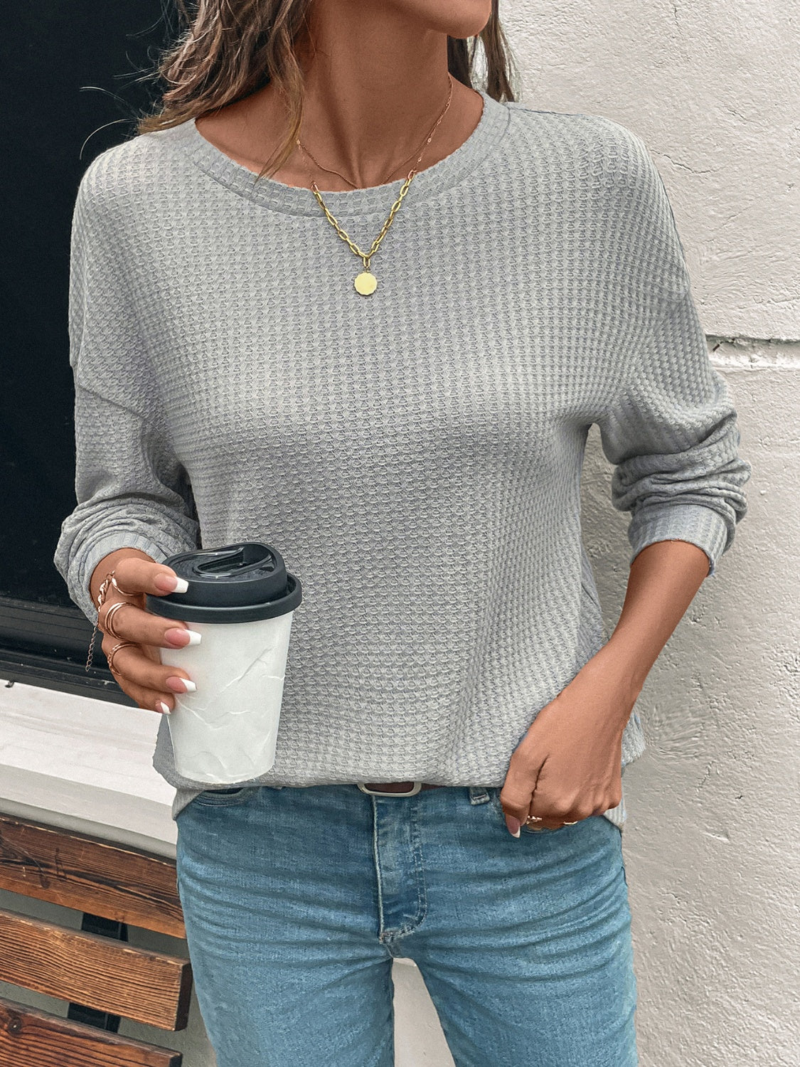 TS | Elegant and casual winter T-shirt