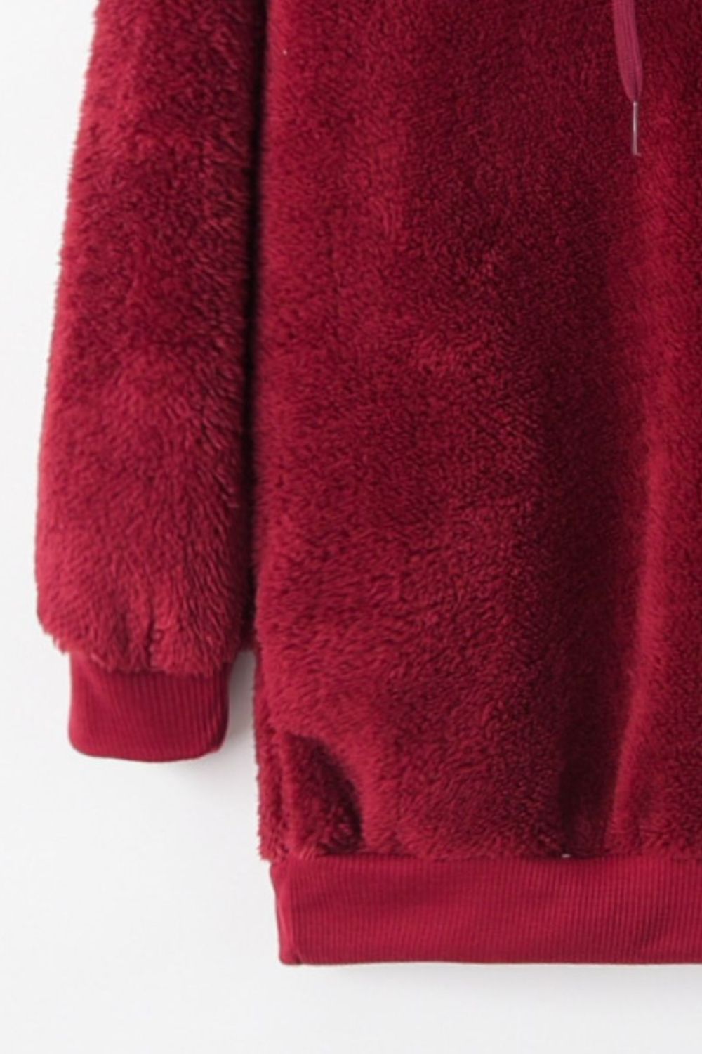 LM | Modern and versatile winter hoodie