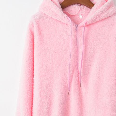 LM | Uncomplicated and trendy winter hoodie