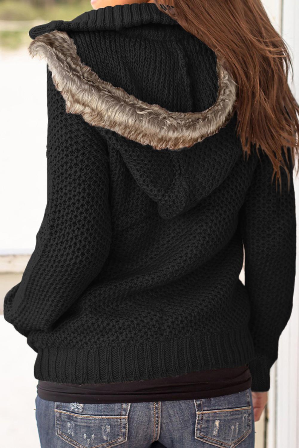 LM | Stylish and elegant winter sweater