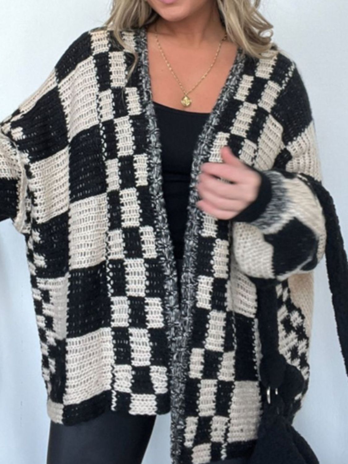 LM | Chic and versatile winter cardigan