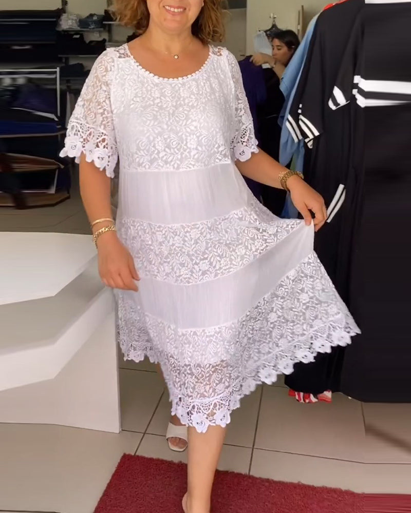 LM | Lace dress with short sleeves in one color
