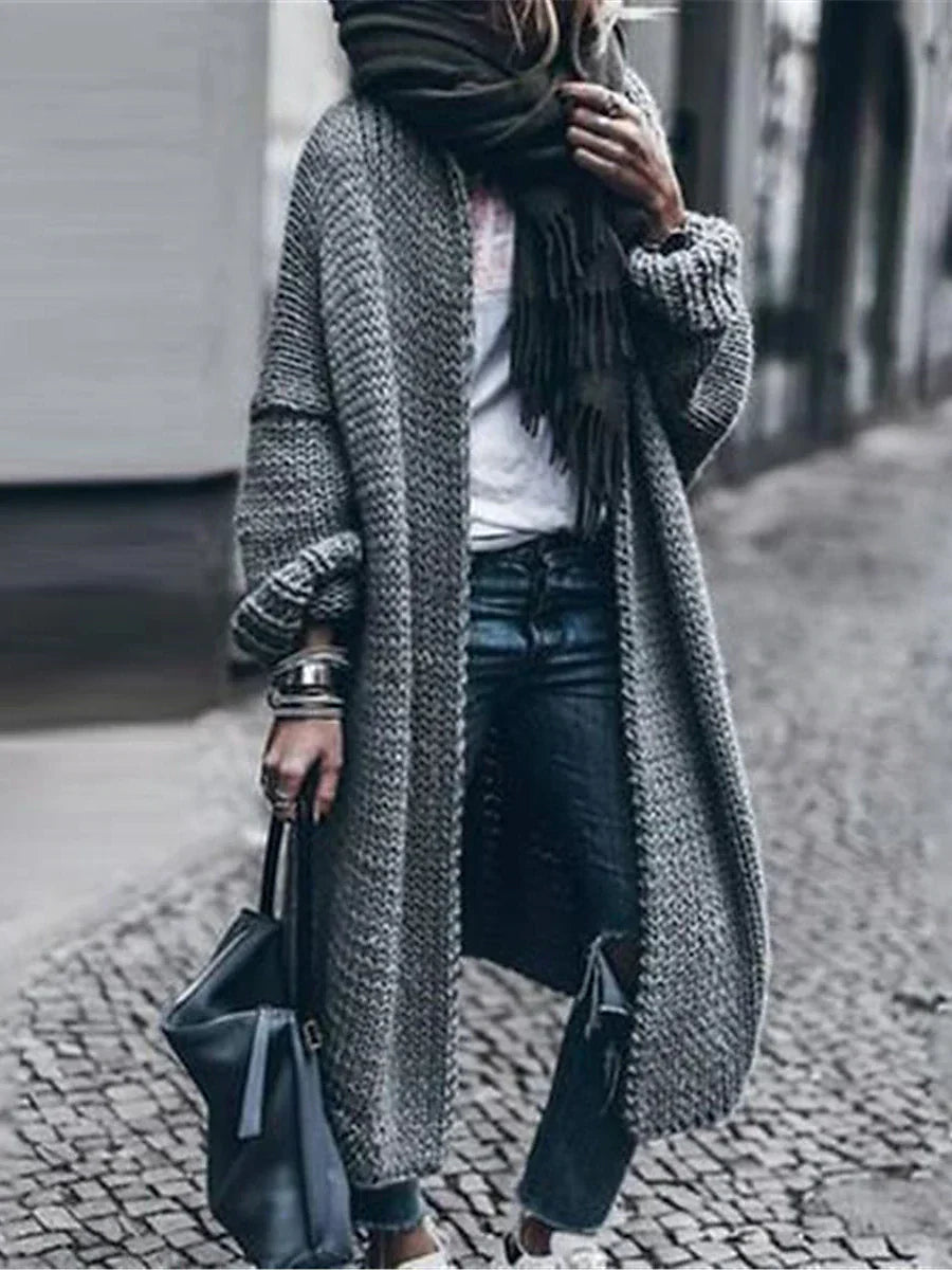 LM | Stylish and elegant winter sweater