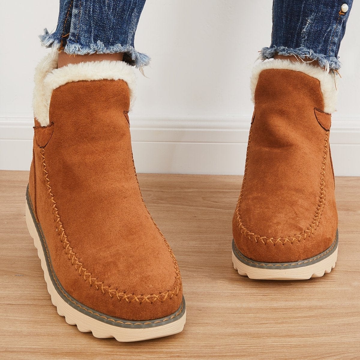 LM | Fur boots for a comfortable winter!