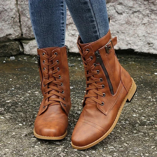 LM | Boots with square heels