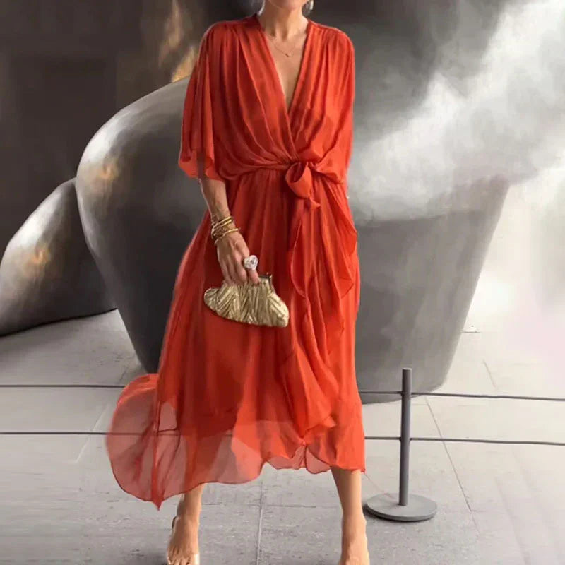 LM | Stylish and elegant dress with V-neckline