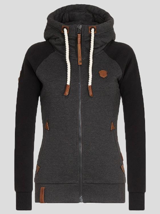 LM | Timelessly elegant winter hoodie