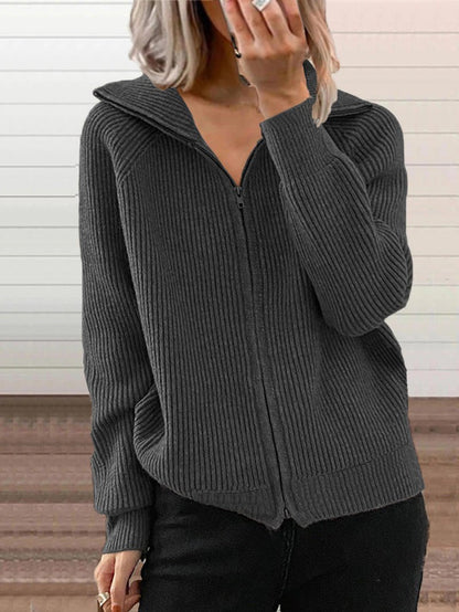 LM | Chic and versatile winter sweater